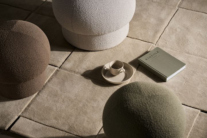 Uno sittpuffar designade av Claesson Koivisto Rune för Design House Stockholm i samband med Svenssons 125-årsjubileum.
