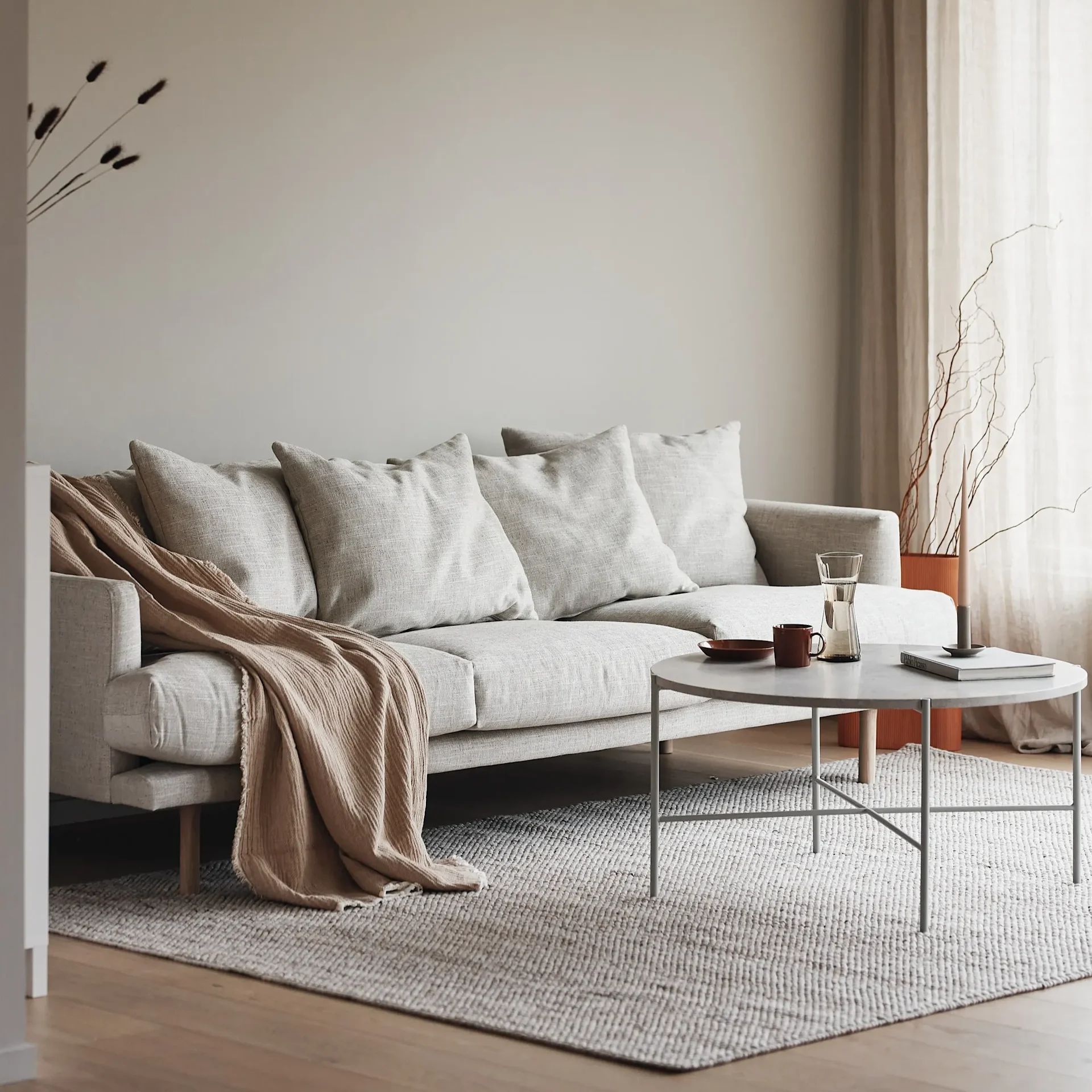 Sjövik 3-sits-soffa i färgen beige från varumärket 1898.