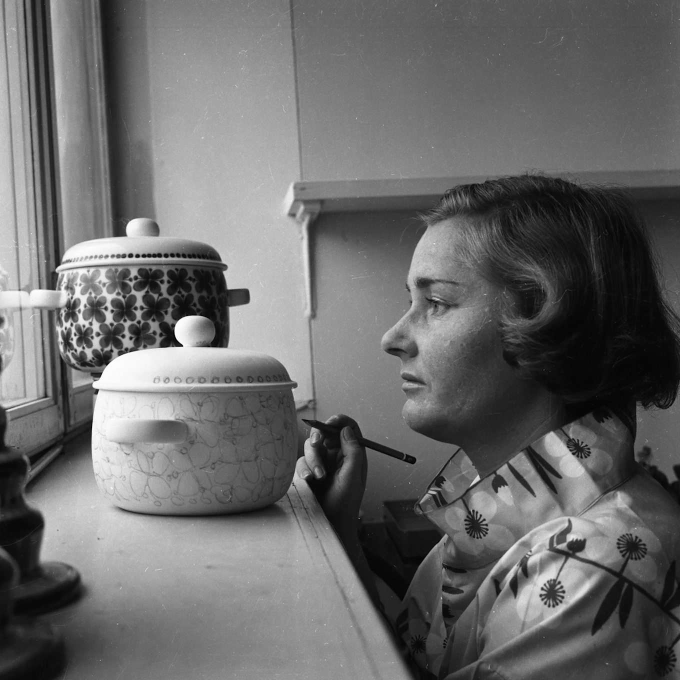 Porträttbild av formgivaren Marianne Westman.